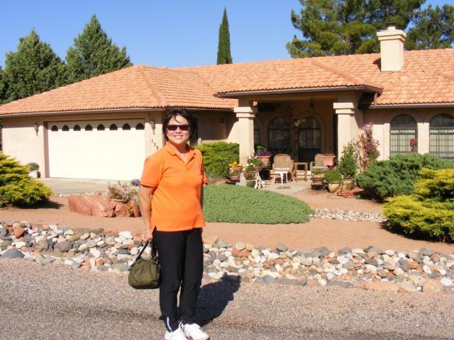 Elaine in Phoenix 2_e.jpg